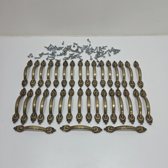 Amerock Other - 35 AMEROCK PULL HANDLES 735-1 WITH SCREWS